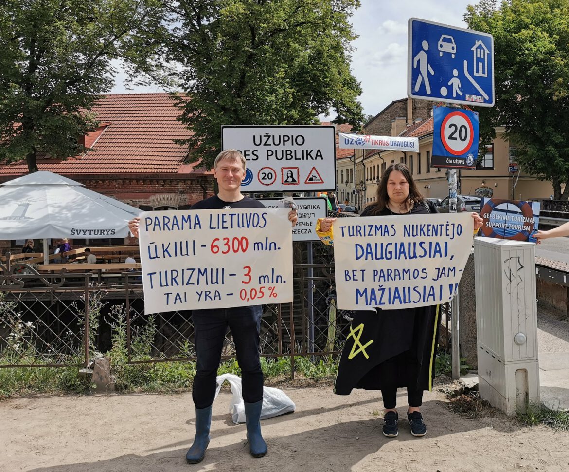 uz protestas uz protestas